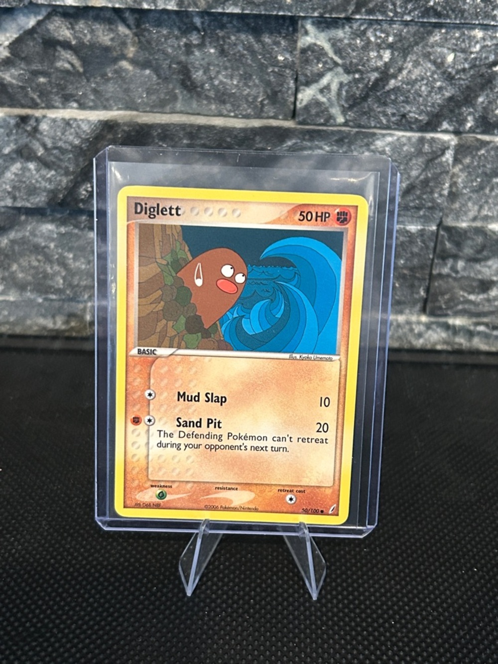 Pokemon Diglett Non-Holo 50/100 from Vintage EX Crystal‎ Guardians Set (2006)